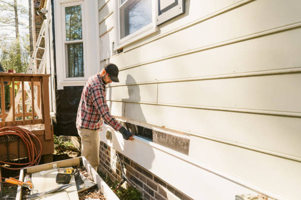 Trusted Emergency Siding Repair service in Milton, NC - Creative Siding
